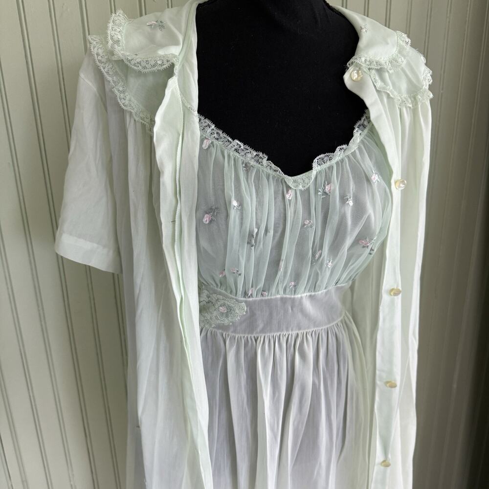 Vtg 50s Two Piece Knee Length Nightgown Robe Peignoir Set Light Green Lace Large